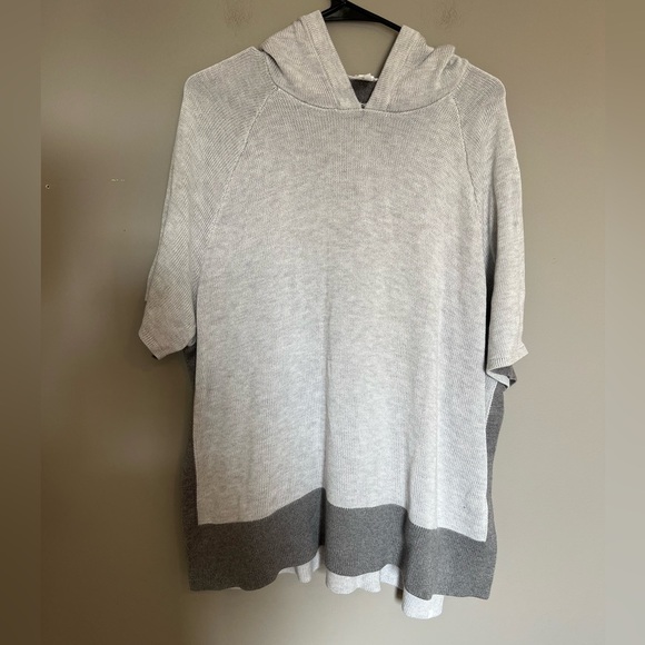 lululemon athletica Sweaters - Lululemon Gray Cashmere Knit Opened Up Hooded Poncho Sweater XS/S